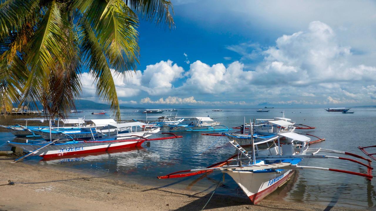 Atlantis Dive Resort Puerto Galera Exterior foto